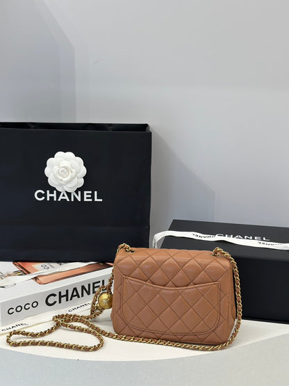 CHANEL 經典口蓋包方胖子 17 - 金球焦糖棕