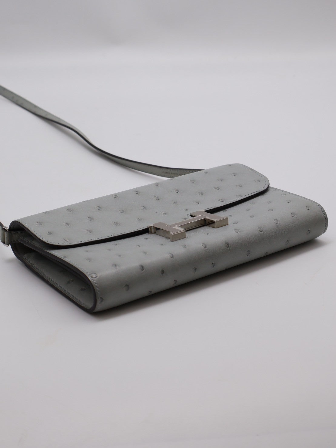 HERMES Constance to go - 鴕鳥皮冰川藍銀 B