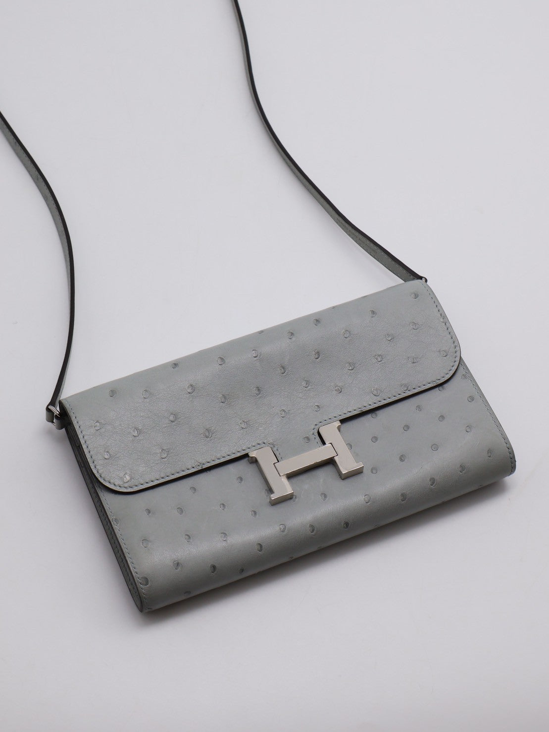 HERMES Constance to go - 鴕鳥皮冰川藍銀 B