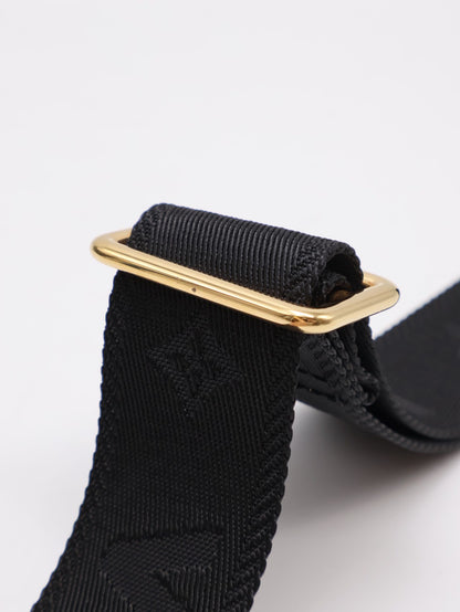 LOUIS VUITTON Over The Moon壓紋牛皮腋下包 -  黑