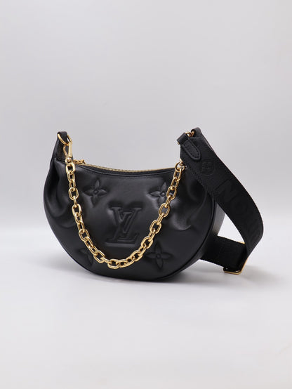 LOUIS VUITTON Over The Moon壓紋牛皮腋下包 -  黑