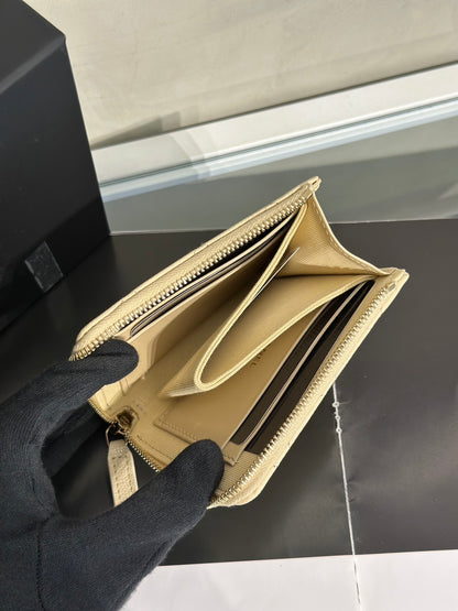 CHANEL L型拉鍊零錢包 - 米金