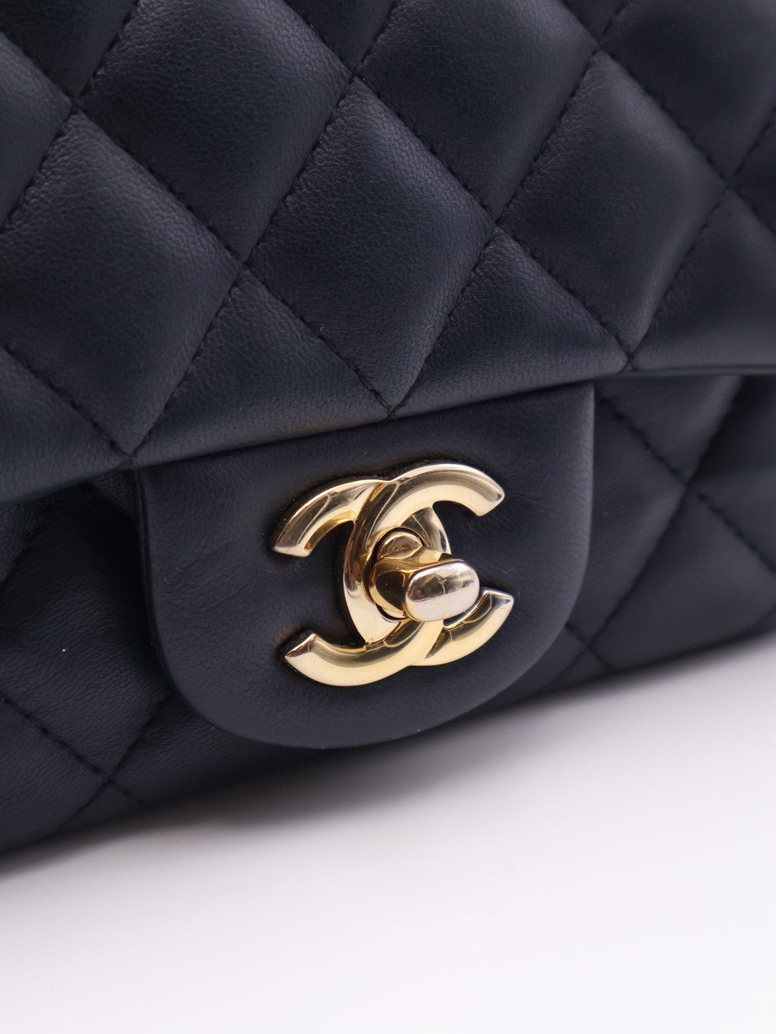 CHANEL 經典口蓋包方胖子 17 - 深藍金29開