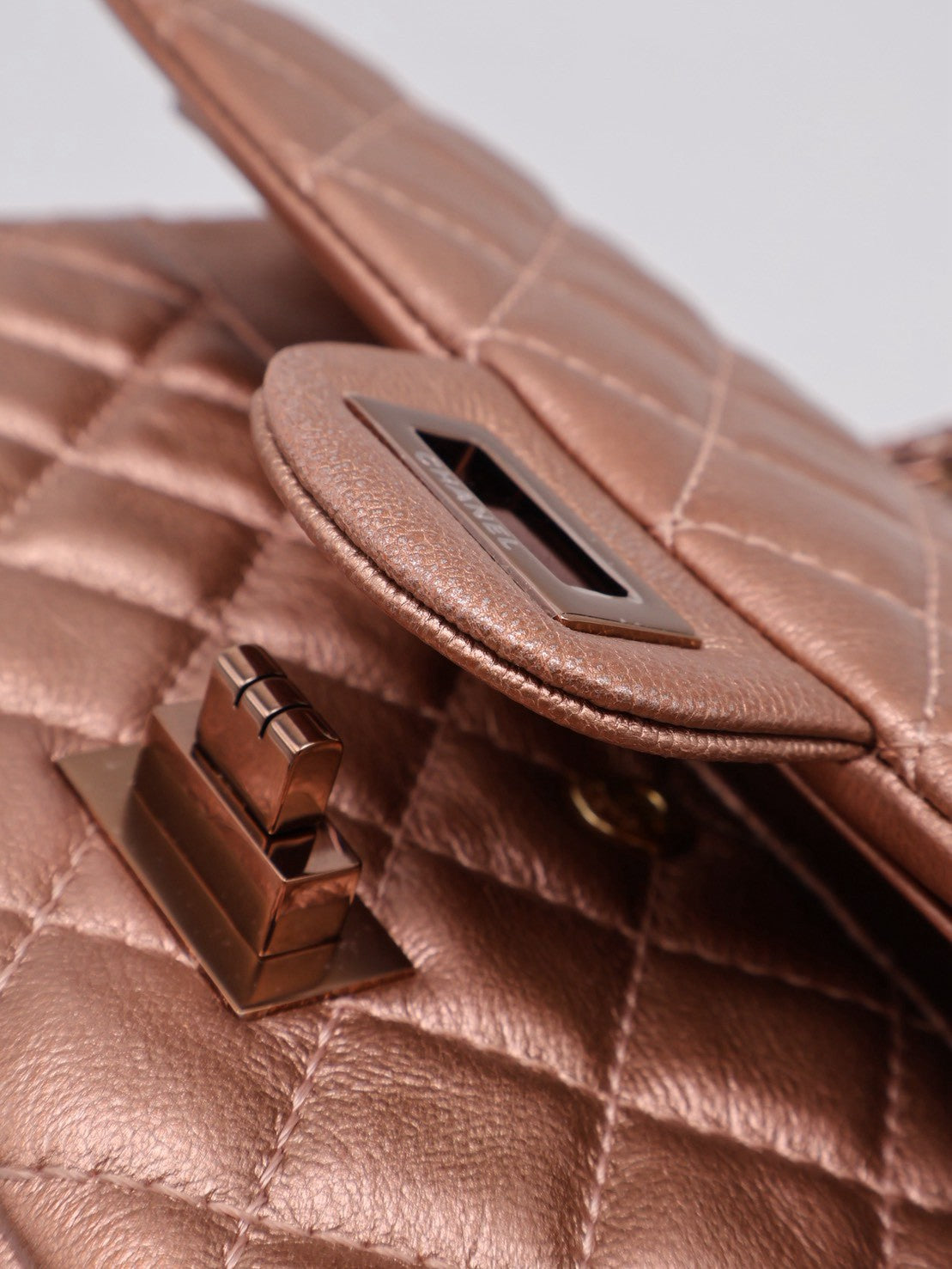 CHANEL 2.55經典口蓋包 24 - 玫瑰金