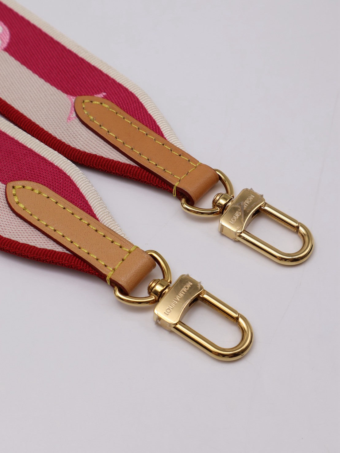 LOUIS VUITTON Diane法棍包 - 紫紅字母背帶