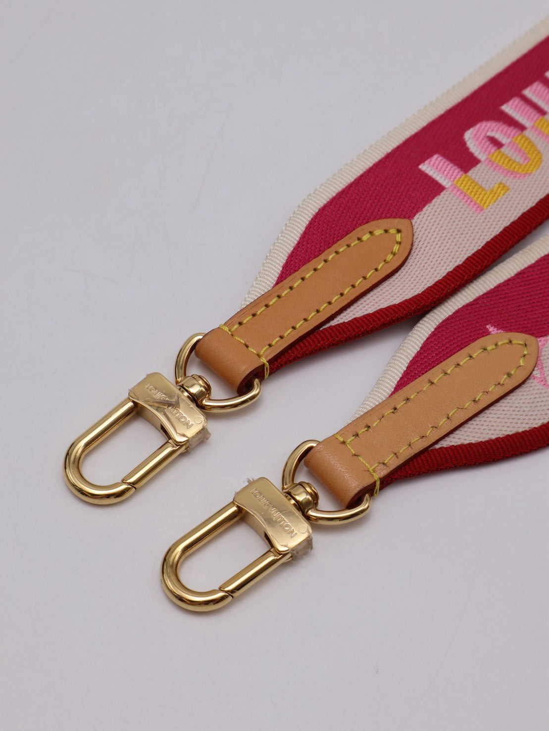 LOUIS VUITTON Diane法棍包 - 紫紅字母背帶