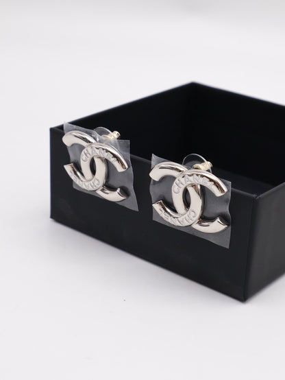 CHANEL 25C白琺瑯CHANEL雙C耳環