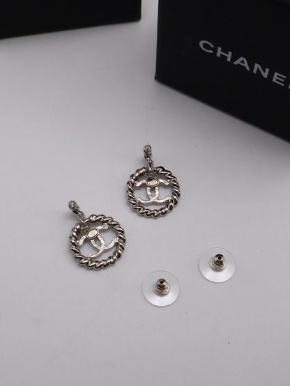 CHANEL 25C麻花圈雙C耳環