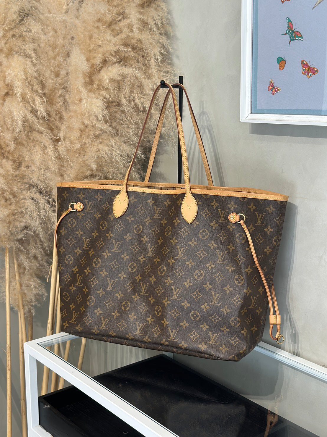 LOUIS VUITTON Neverfull Tote - GM
