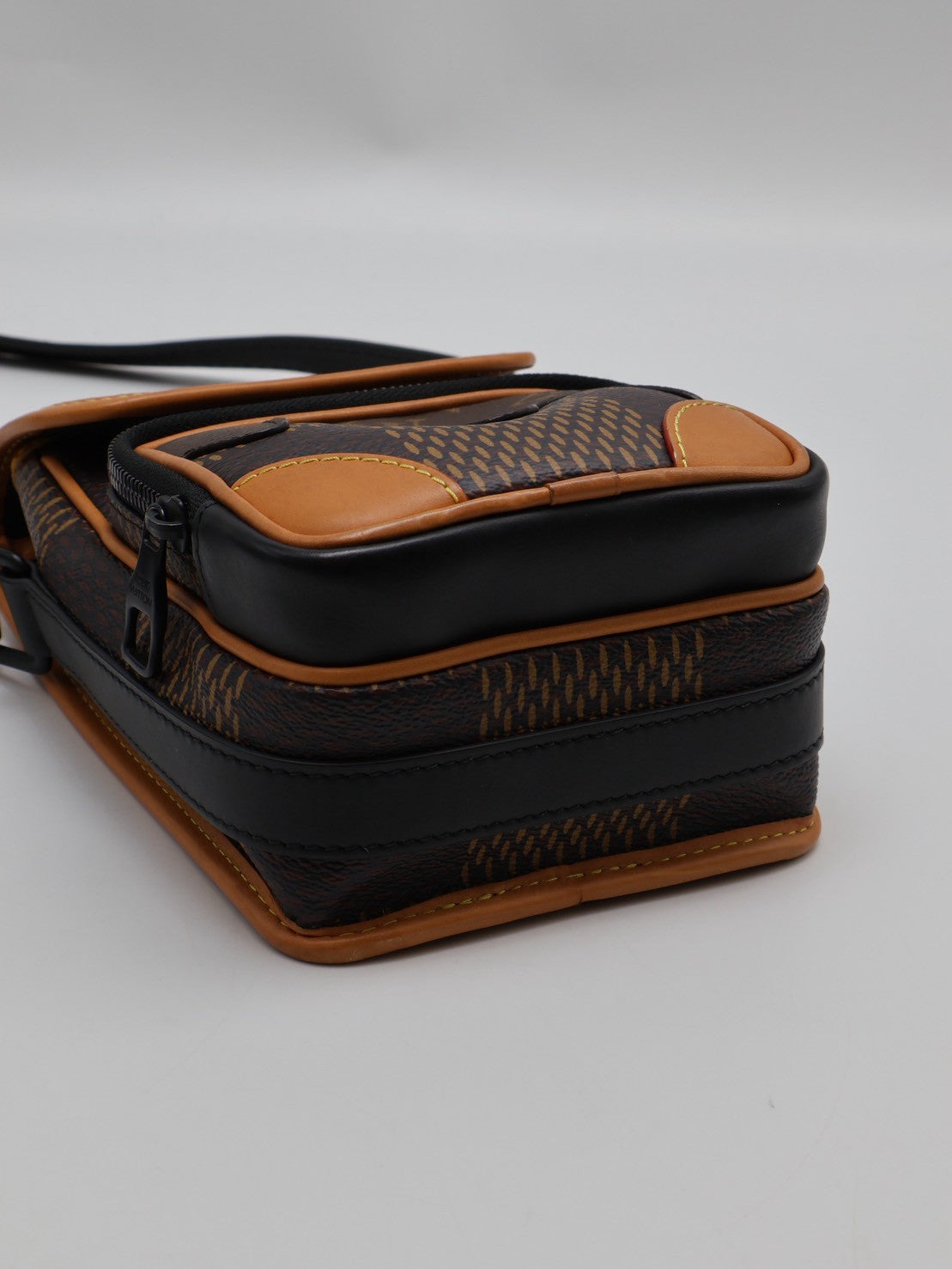 LOUIS VUITTON x NIGO聯名款 Nano amazone斜背包