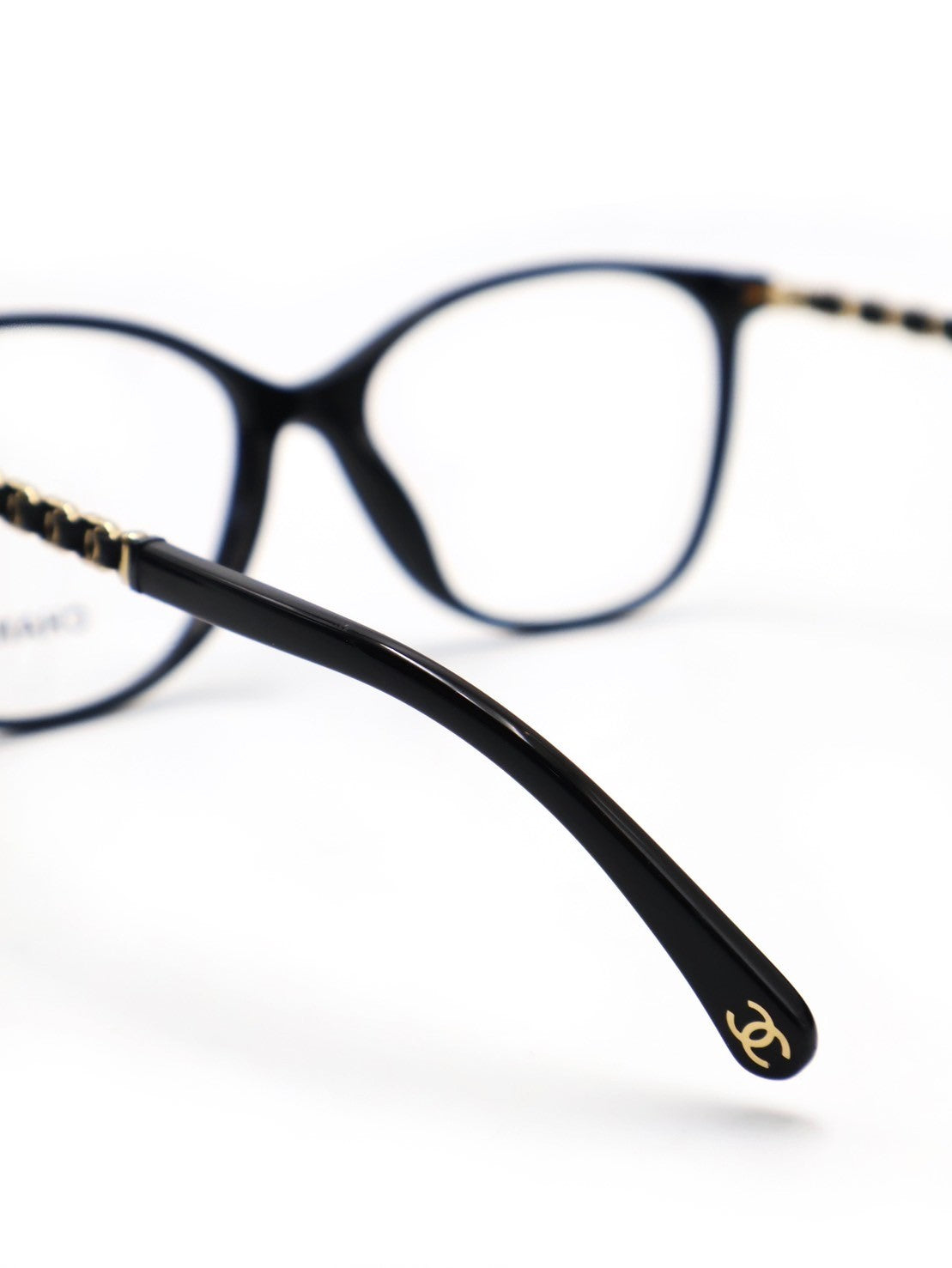 CHANEL 雙C皮穿鍊平光眼鏡