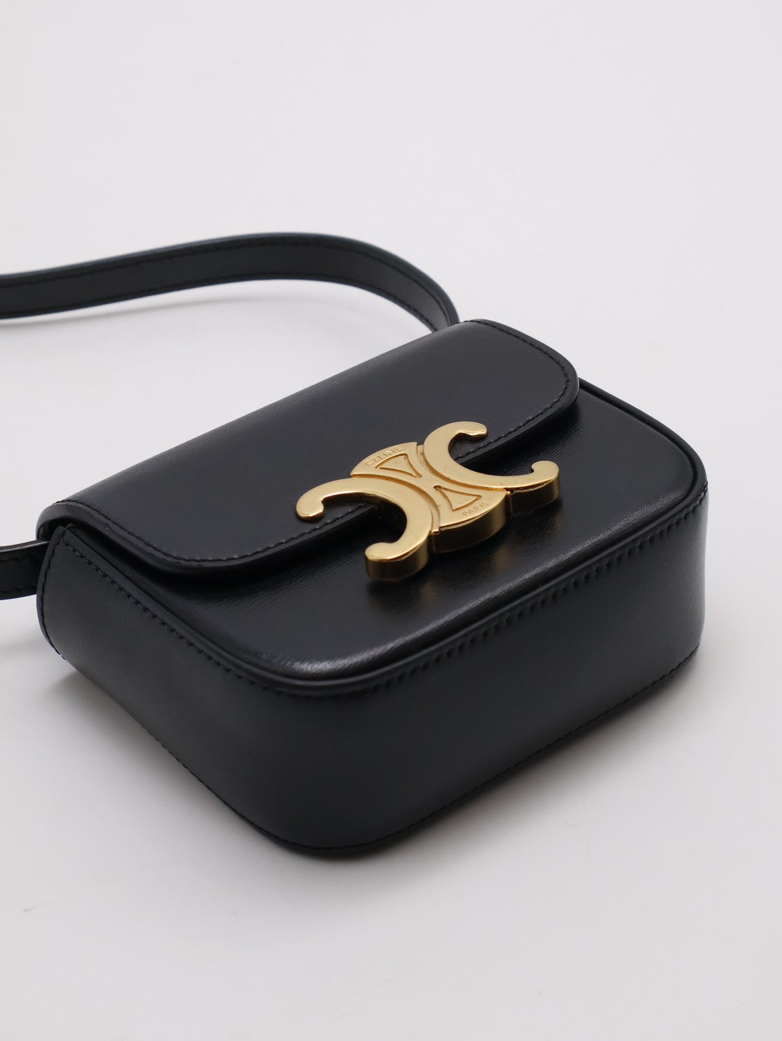 CELINE 凱旋釦Mini box - 黑金