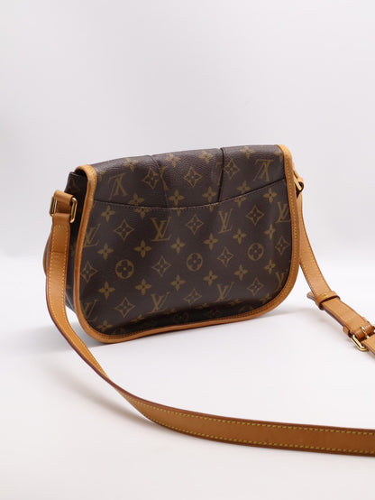 LOUIS VUITTON Menilmontant摺皺馬鞍包 - PM