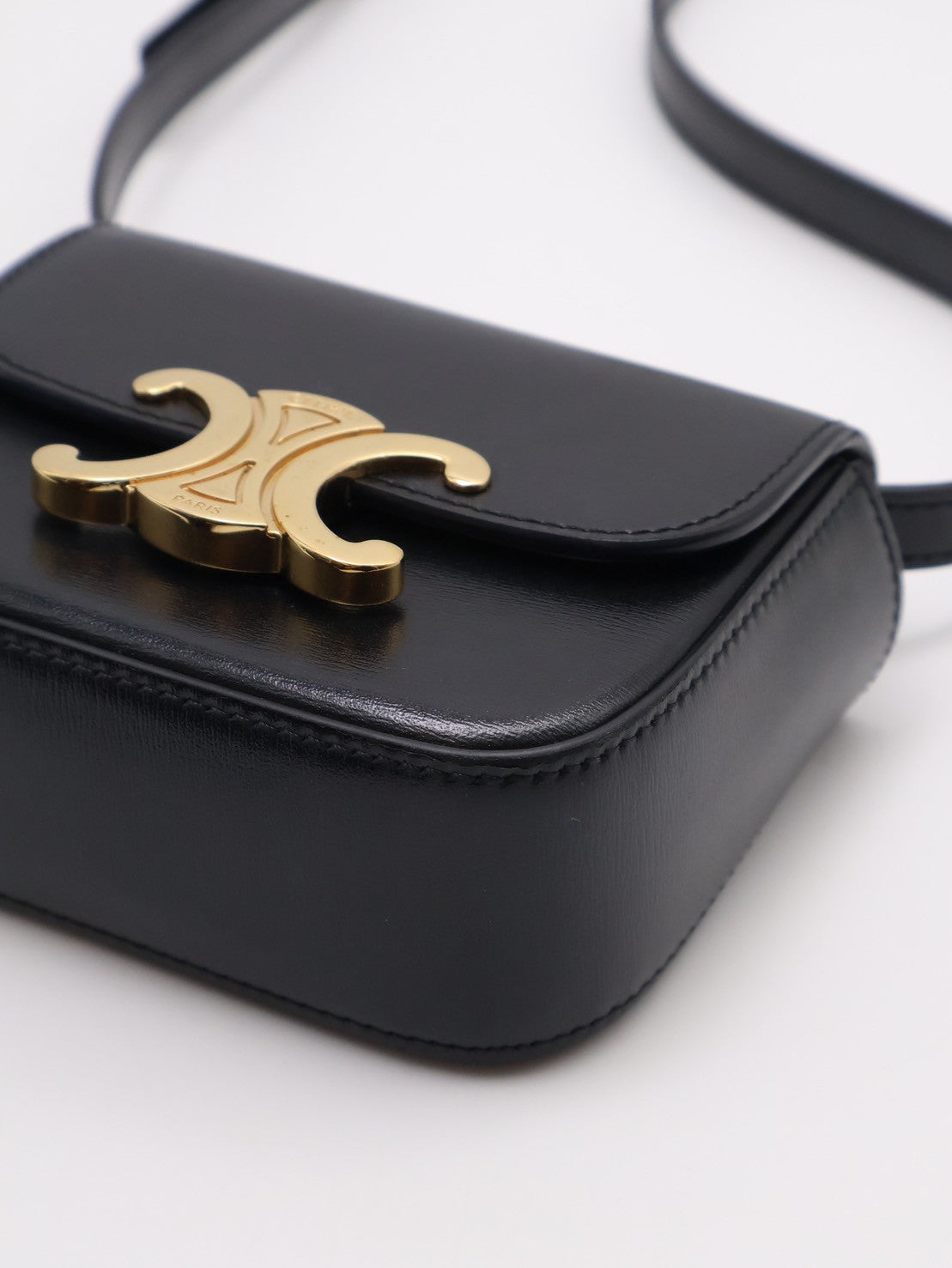 CELINE 凱旋釦Mini box - 黑金