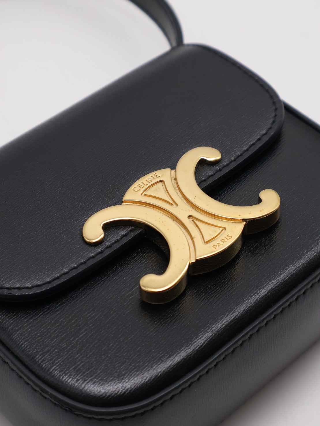 CELINE 凱旋釦Mini box - 黑金
