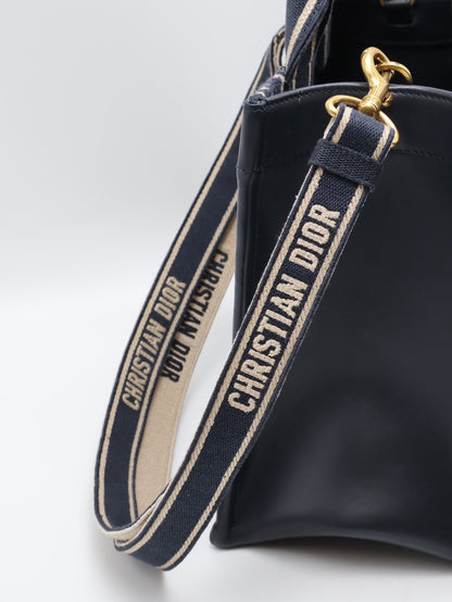 DIOR 刺繡老花背帶款Tote - 小號深藍