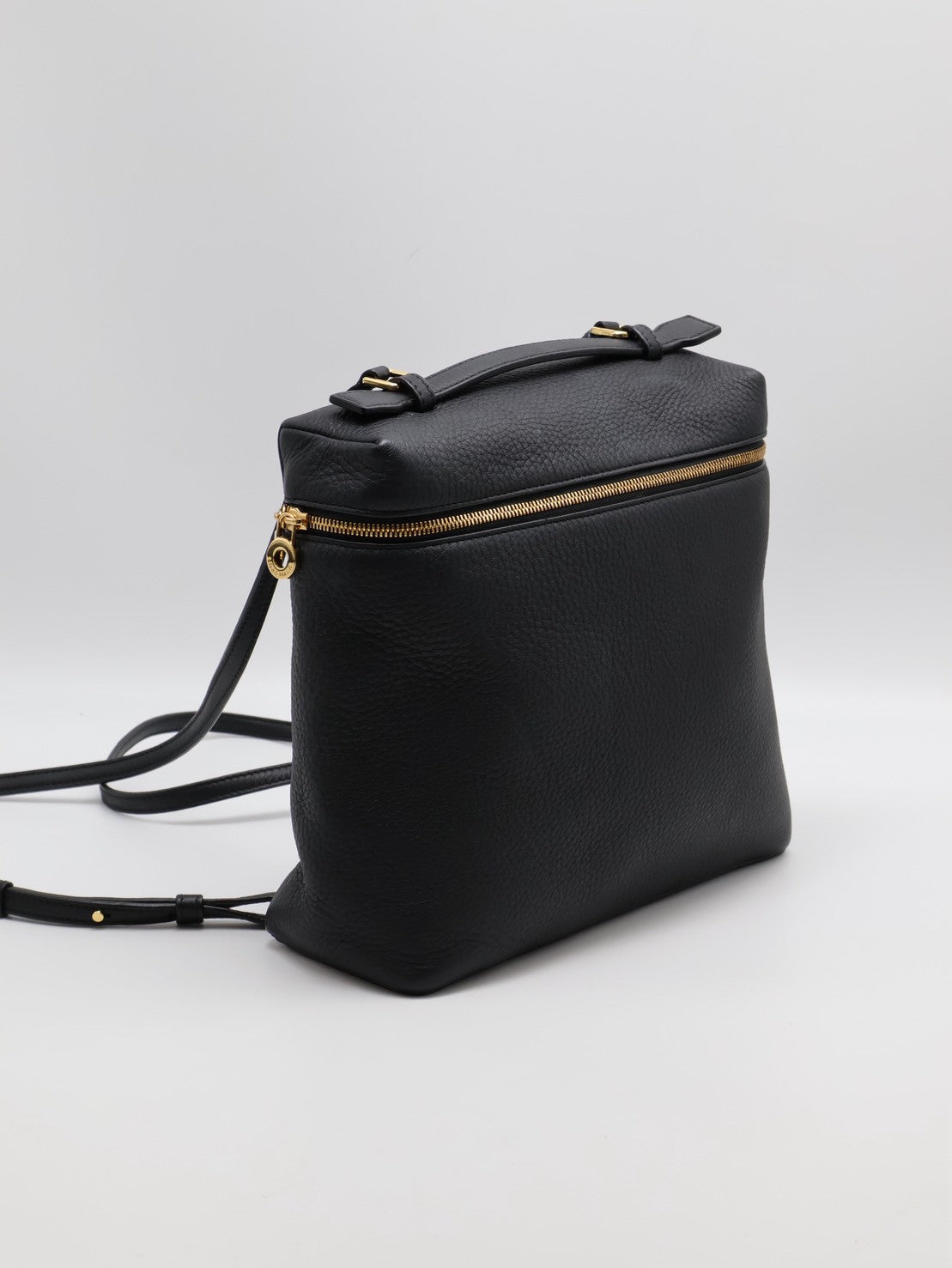 Loro piana Extra Pocket 後背包 23.5  - 粒面牛皮黑金