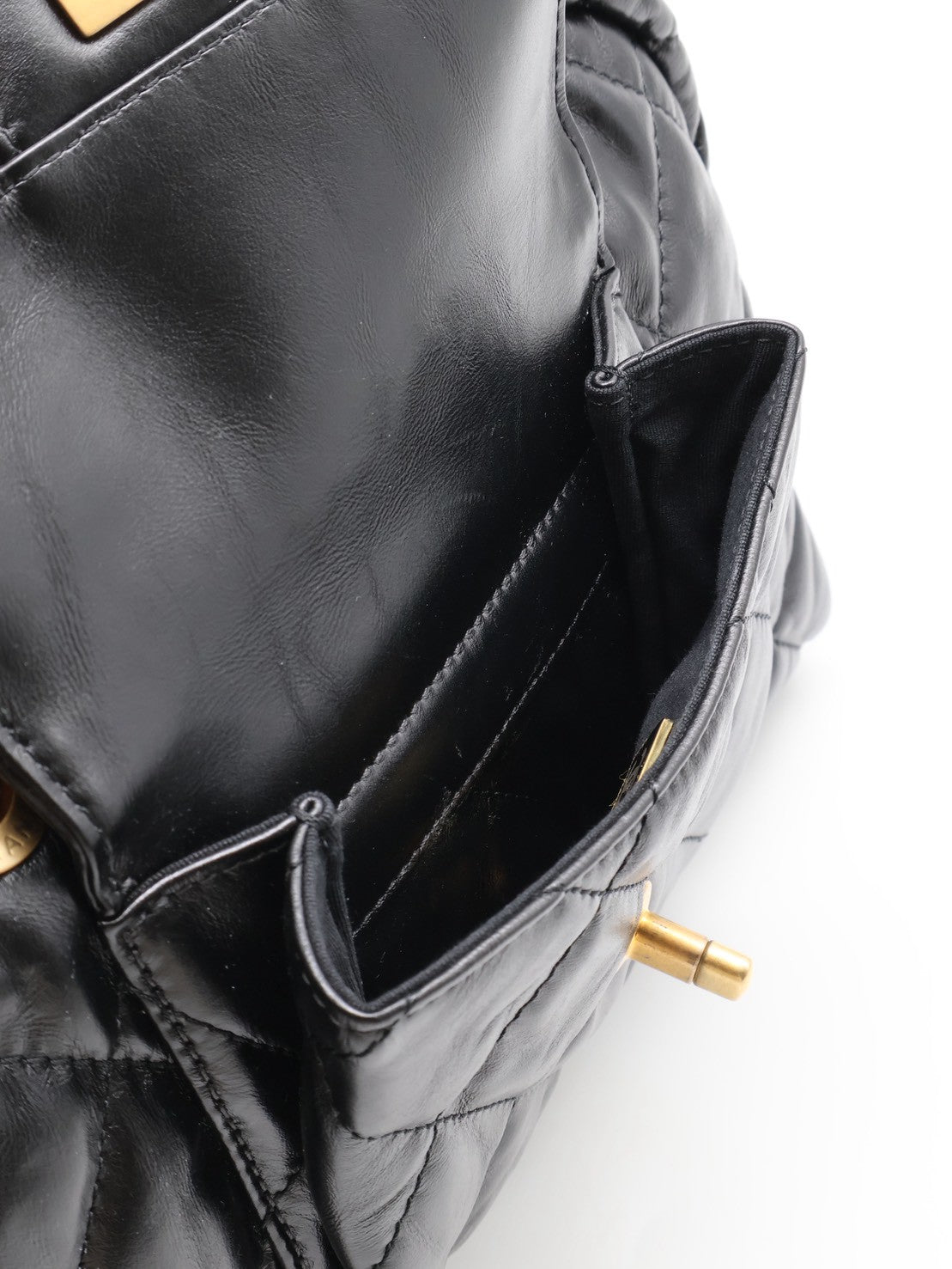 CHANEL 皺摺小牛皮保齡球包 - 大號黑金