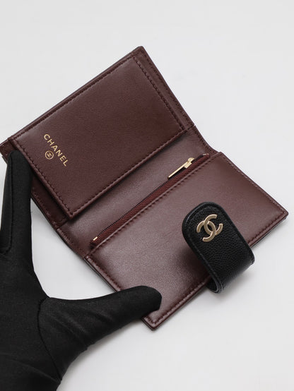 CHANEL 23B粒面牛皮雙折卡包 - 黑金30開