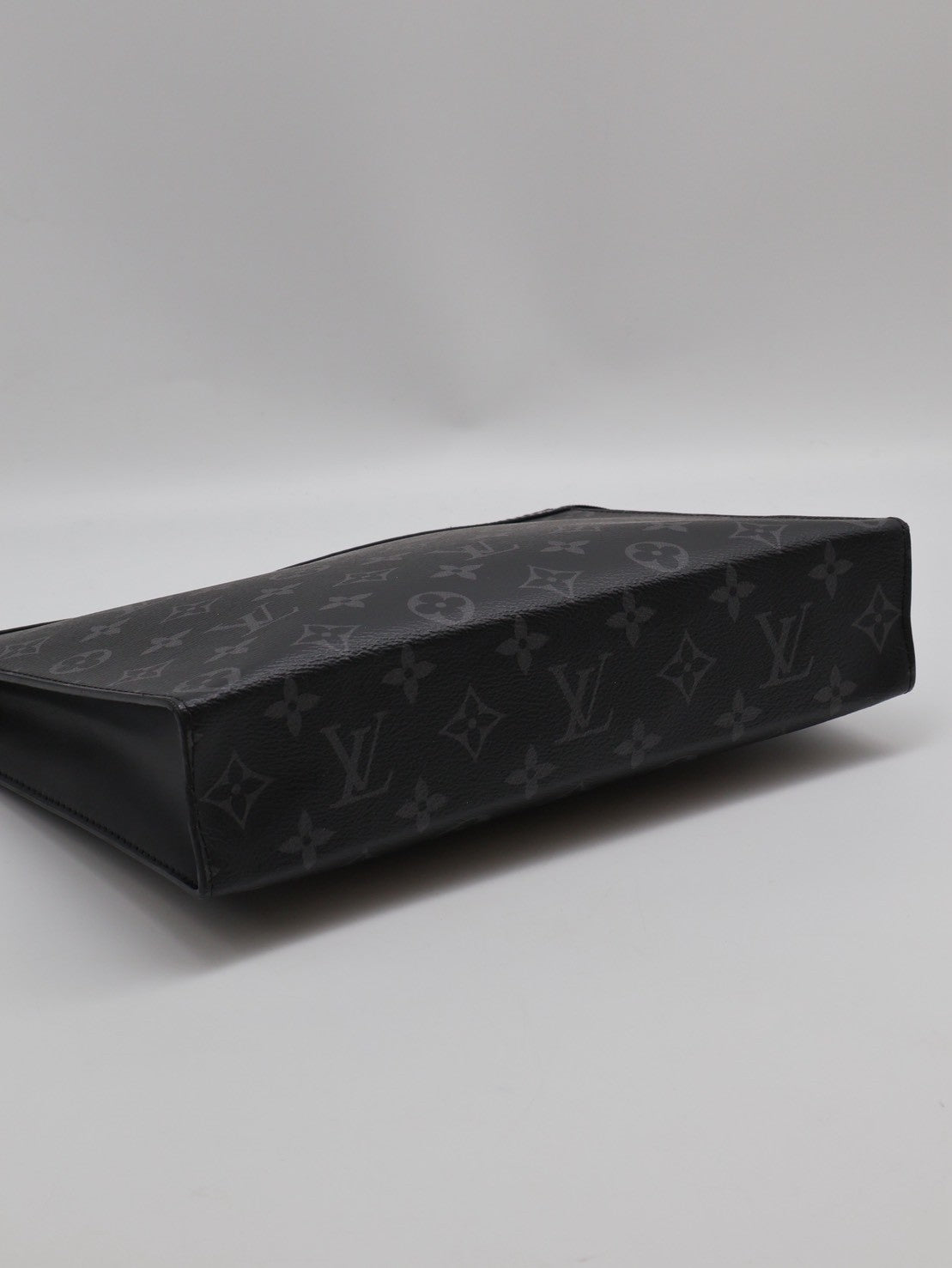 LOUIS VUITTON Pochette Voyage手拿包 - MM灰老花