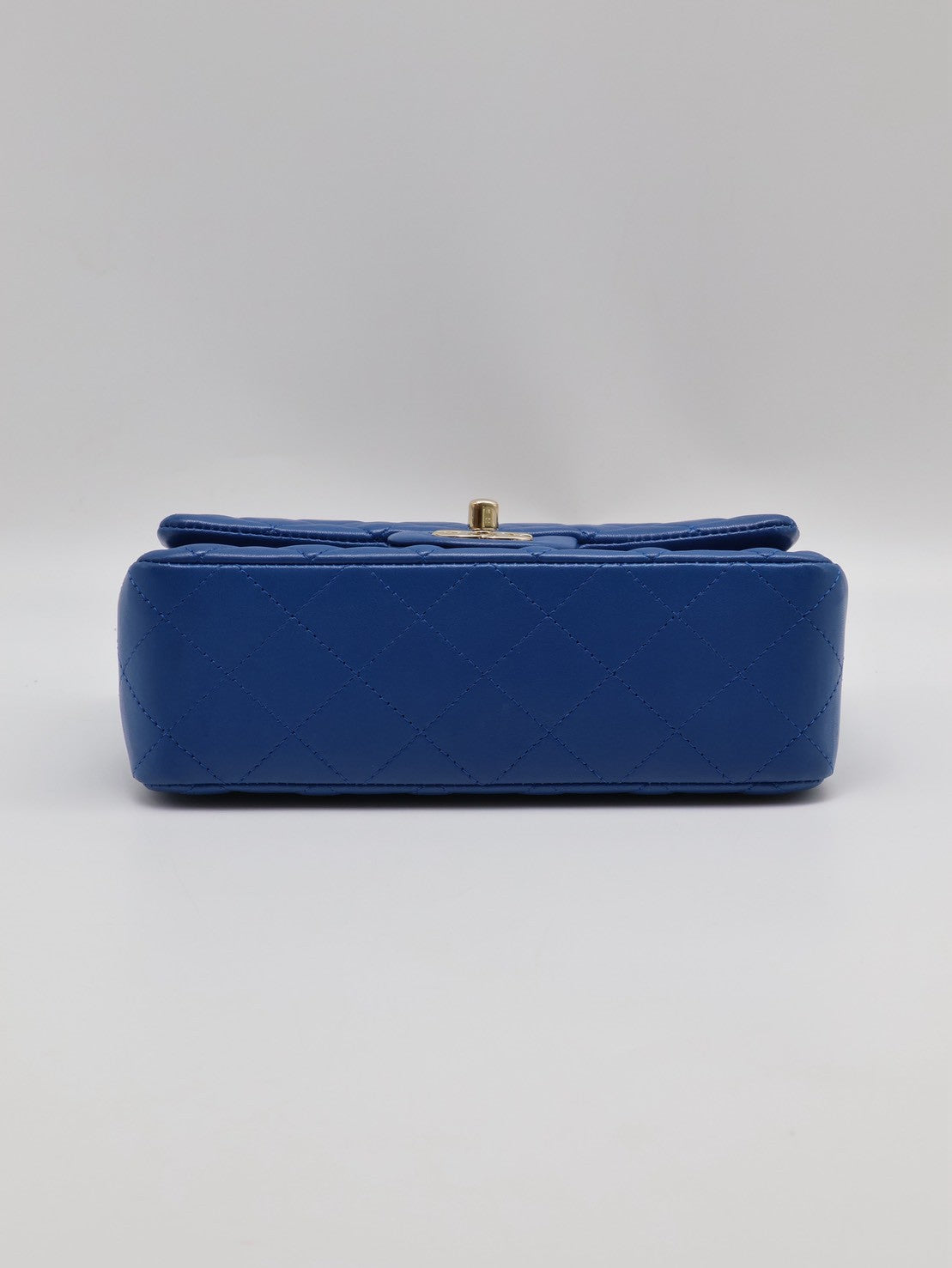 CHANEL 經典口蓋包 Mini CF20 - 寶藍金24開