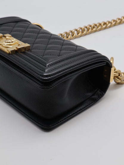 CHANEL Boy20 粒面牛皮口蓋包 - 黑金