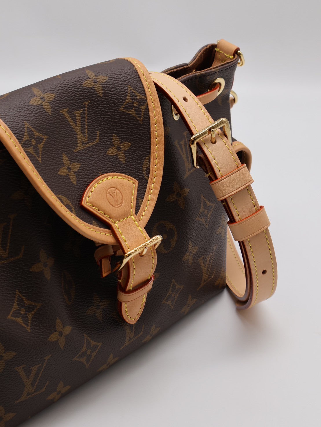 LOUIS VUITTON Odyssee束口單肩包