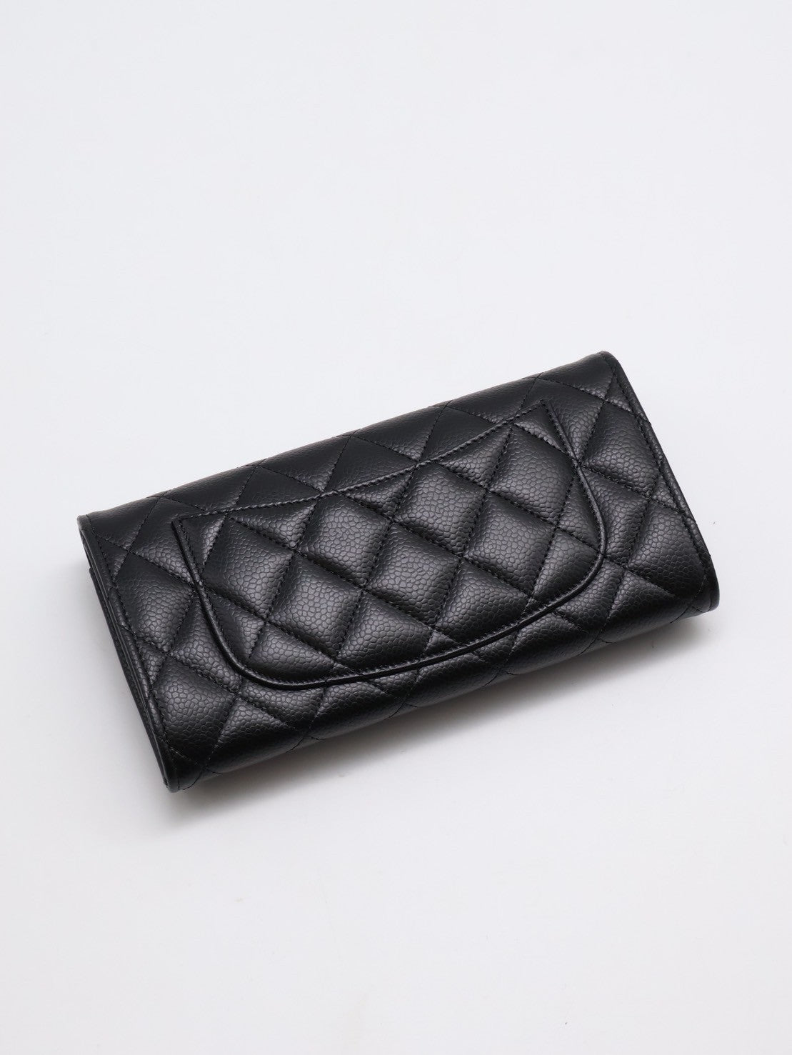 CHANEL 經典口蓋長夾 - 粒面牛皮黑銀