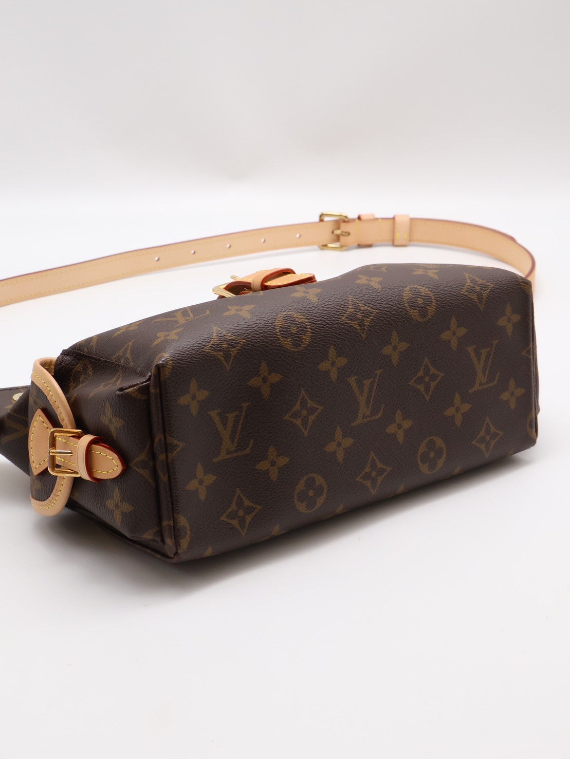 LOUIS VUITTON Odyssee束口單肩包