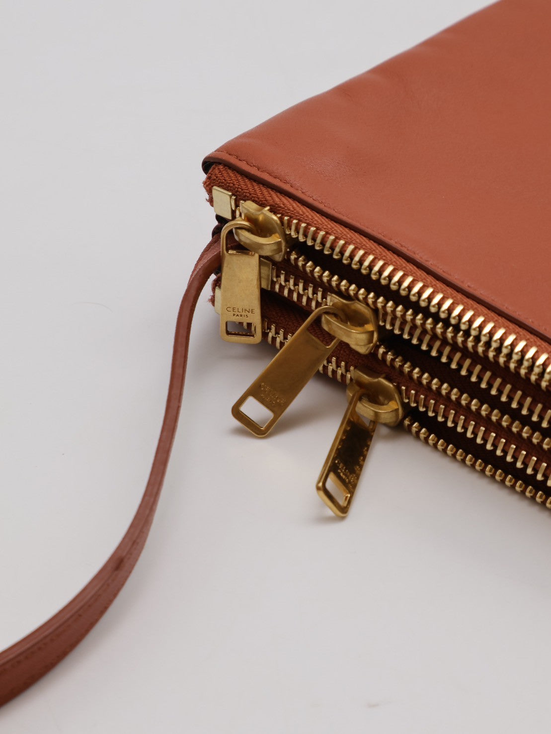 CELINE Trio多隔層斜背包 - 焦糖棕