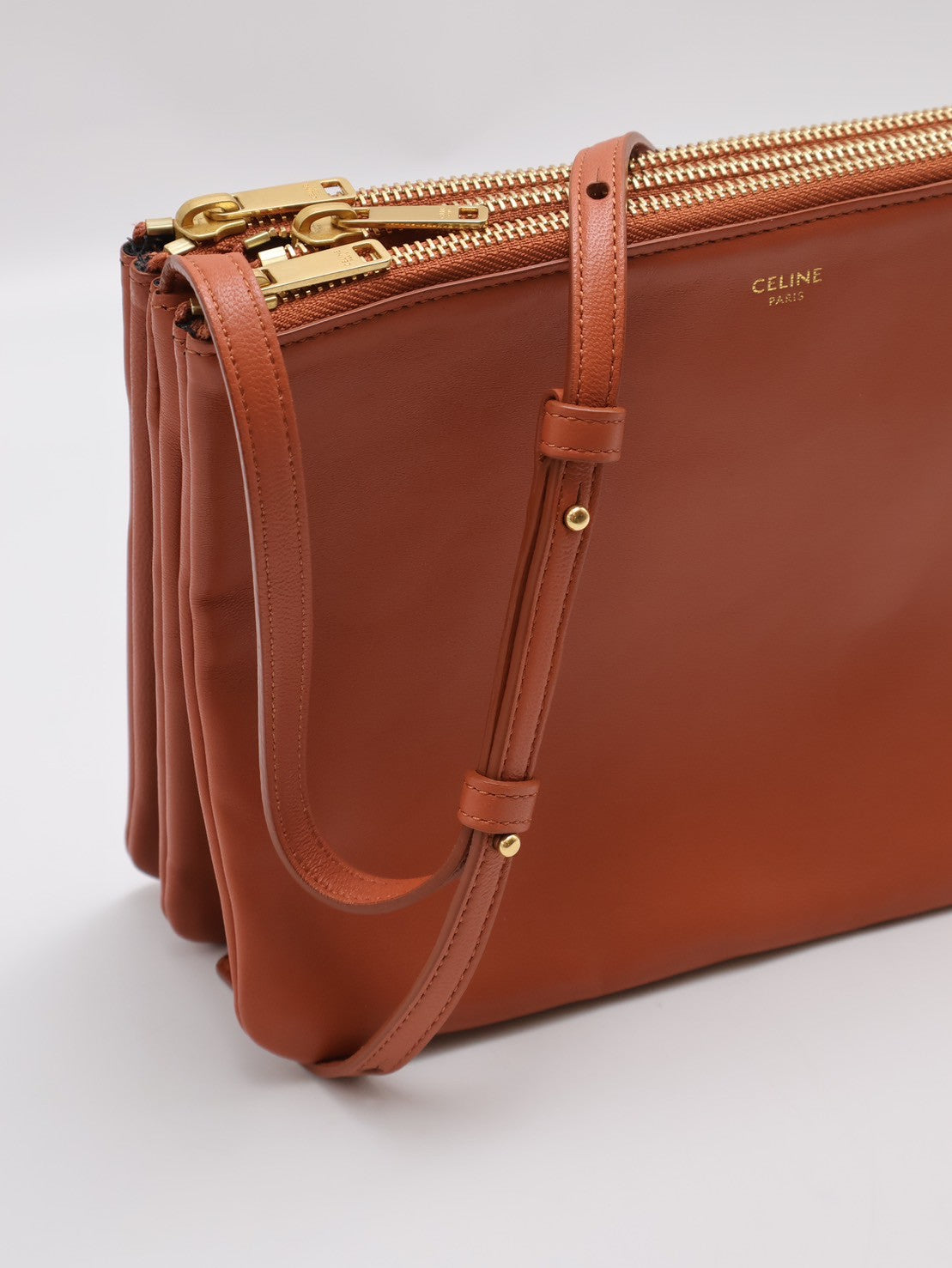 CELINE Trio多隔層斜背包 - 焦糖棕