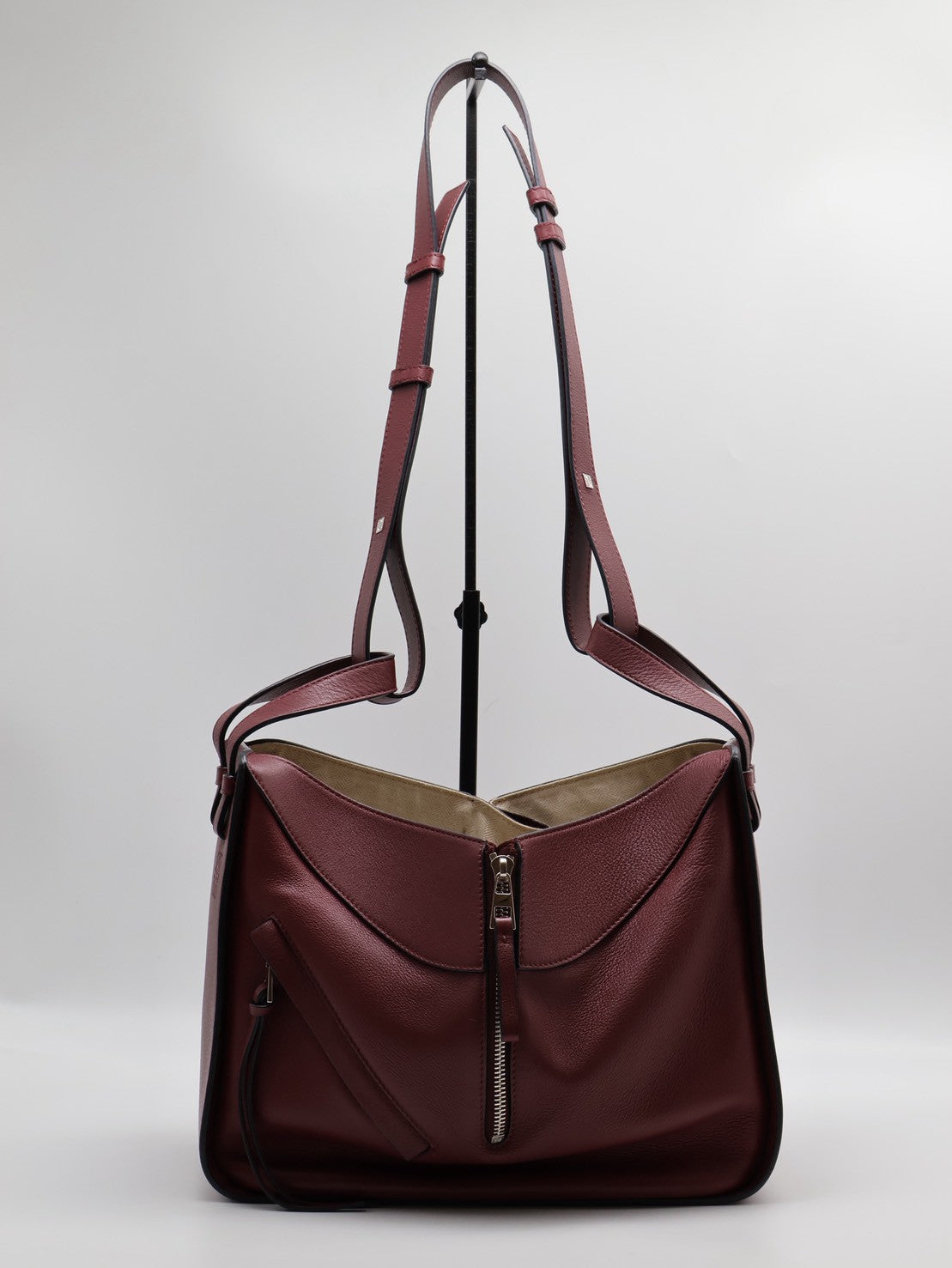 LOEWE Hammock 吊床包 - 小號酒紅