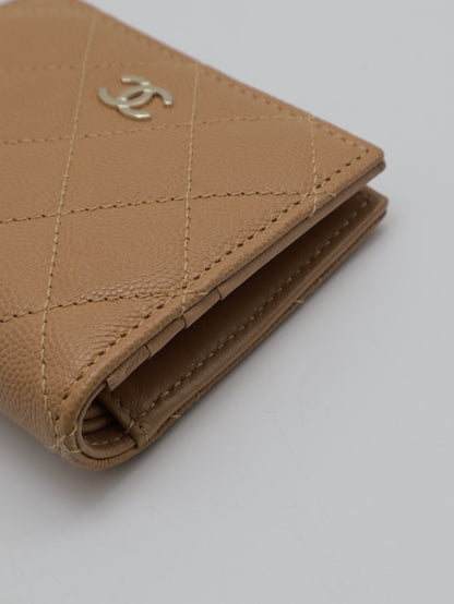 CHANEL 雙折粒面牛皮短夾 - 焦糖金