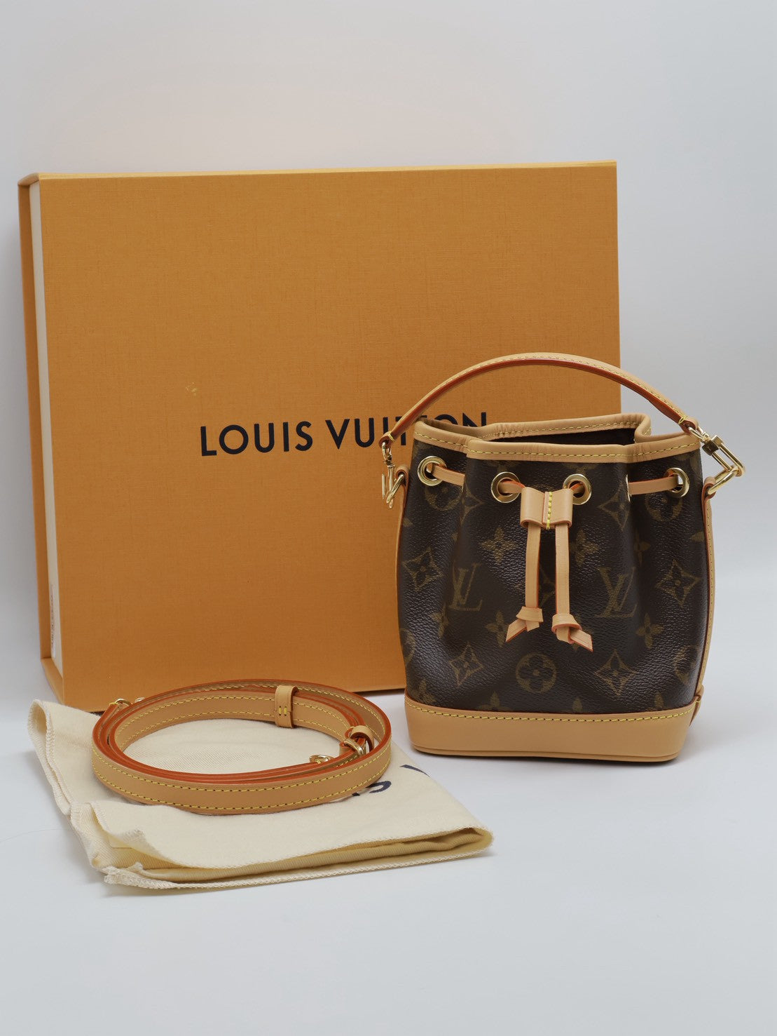 LOUIS VUITTON Nano noe水桶包