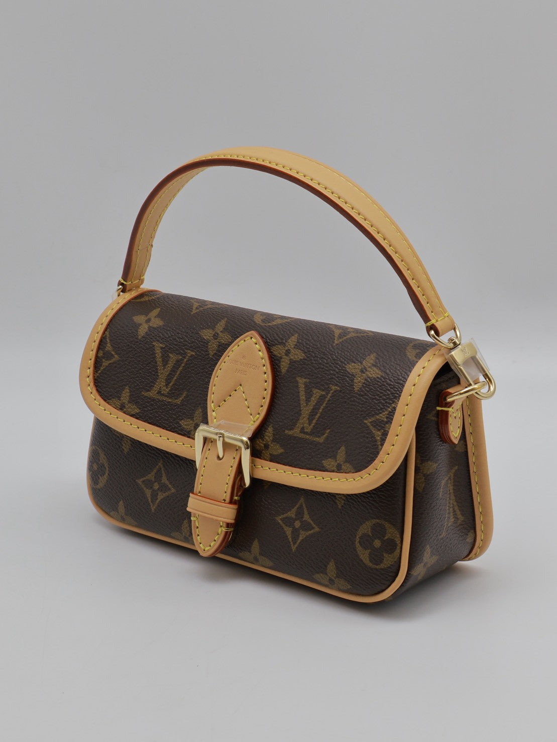 LOUIS VUITTON Nano Diane法棍包