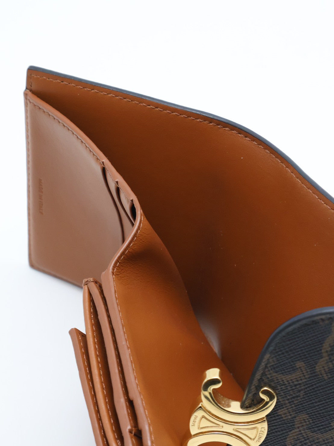 CELINE Triomphe凱旋釦老花三折短夾