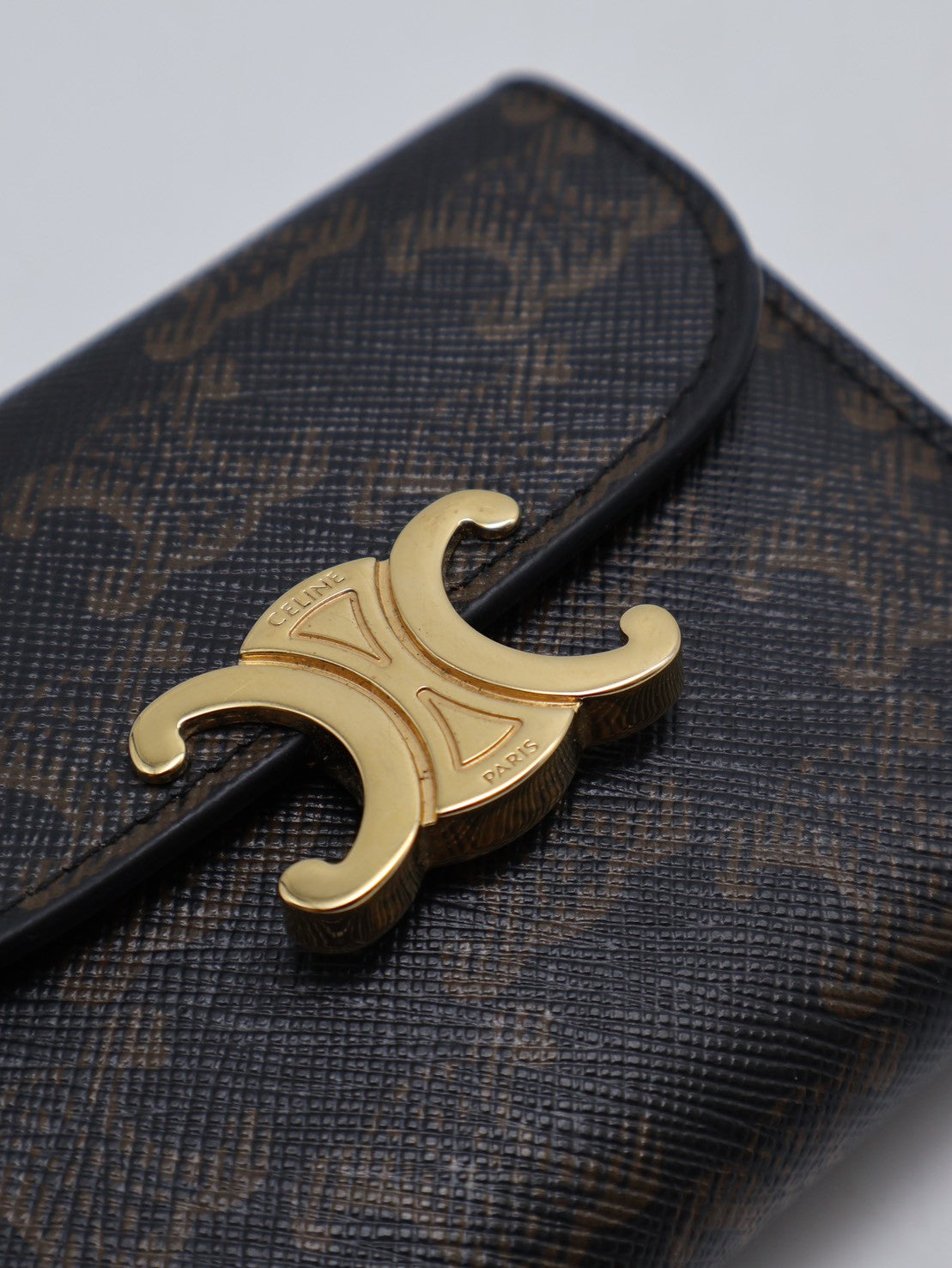 CELINE Triomphe凱旋釦老花三折短夾