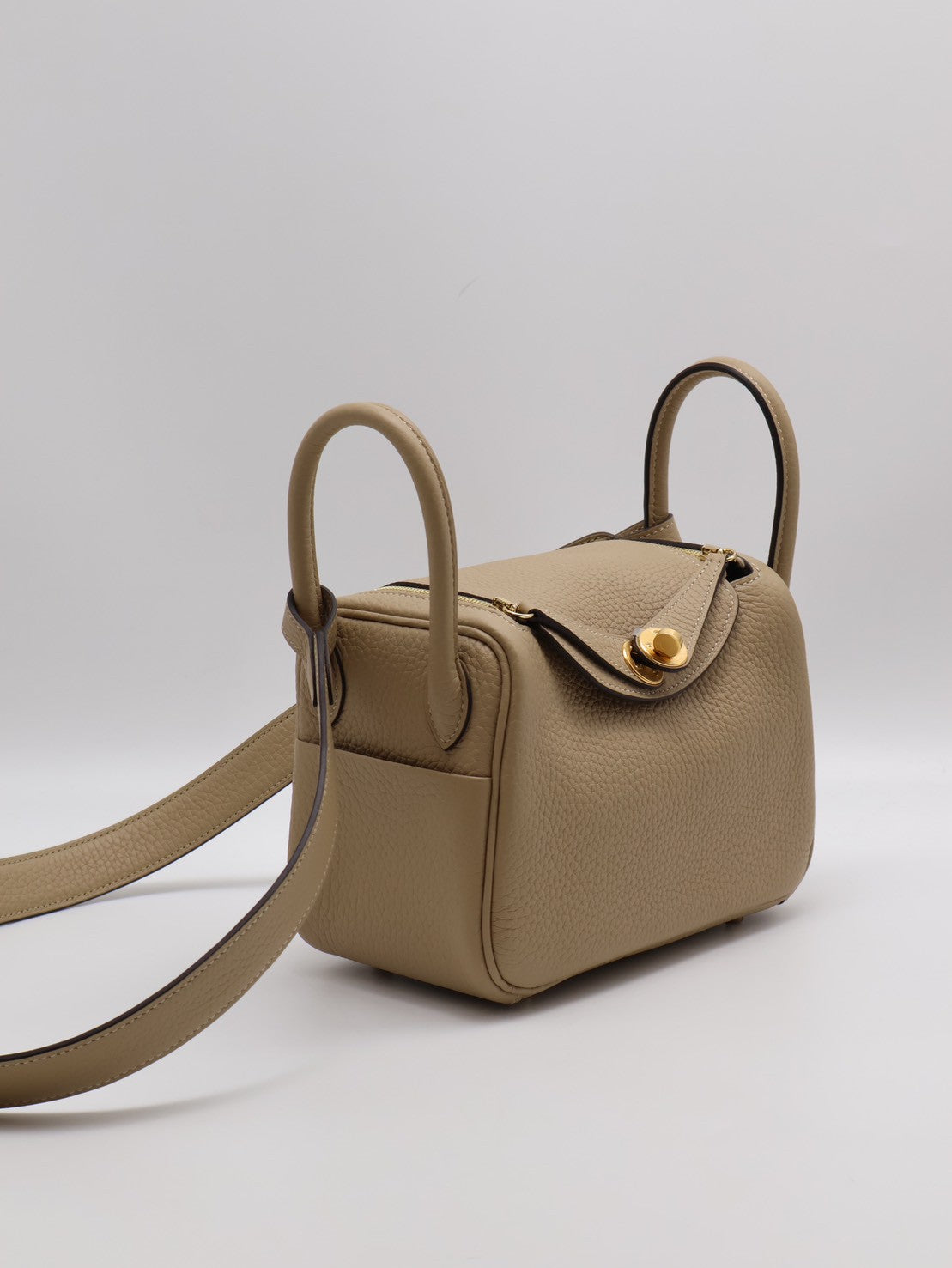 HERMES Mini lindy ll - 風衣灰金 K