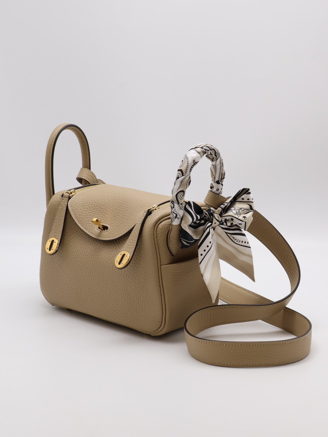 HERMES Mini lindy ll - 風衣灰金 K