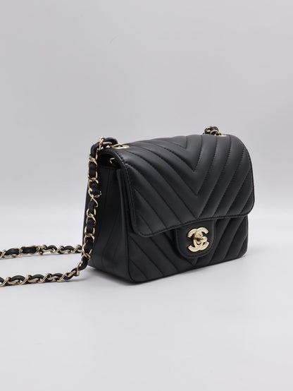CHANEL V紋口蓋方胖子 17 - 黑金29開