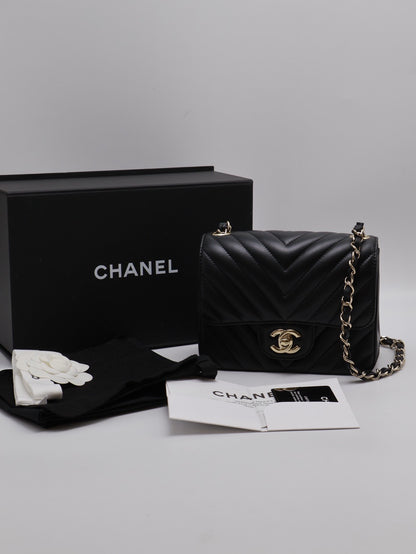 CHANEL V紋口蓋方胖子 17 - 黑金29開