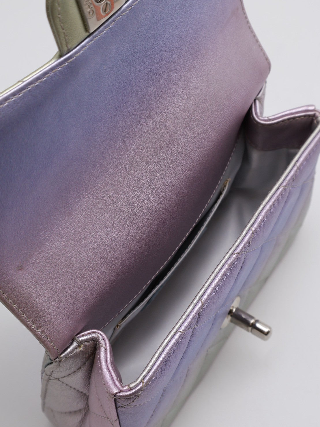 CHANEL 21K人魚幻彩手拿晚宴包