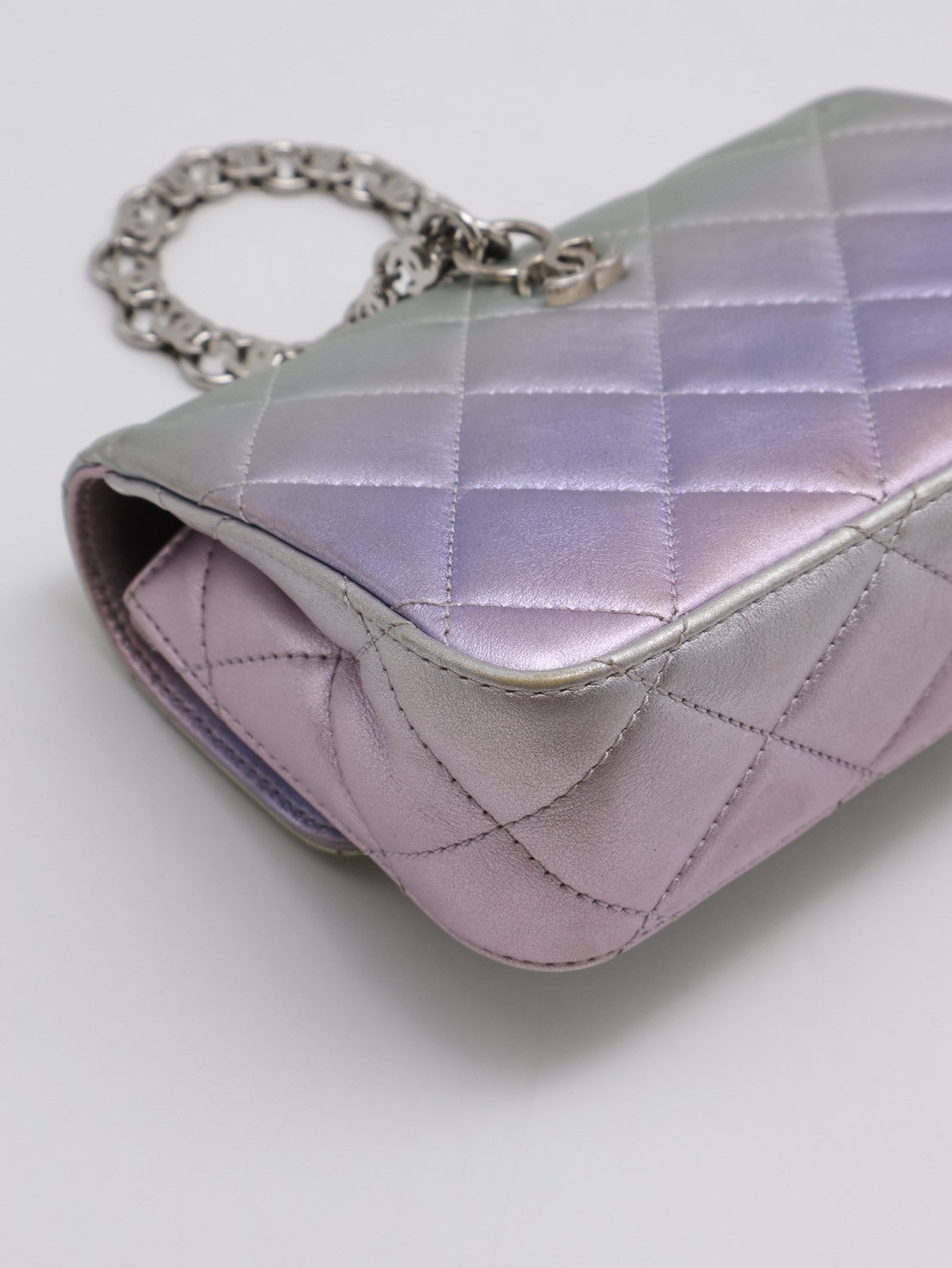 CHANEL 21K人魚幻彩手拿晚宴包