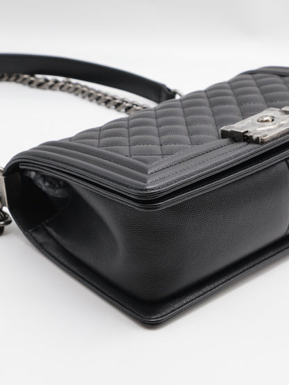 CHANEL Boy25 粒面牛皮口蓋包 - 黑銀