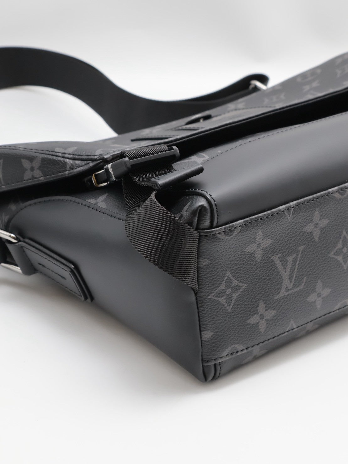 LOUIS VUITTON Voyager郵差包 -  PM灰老花