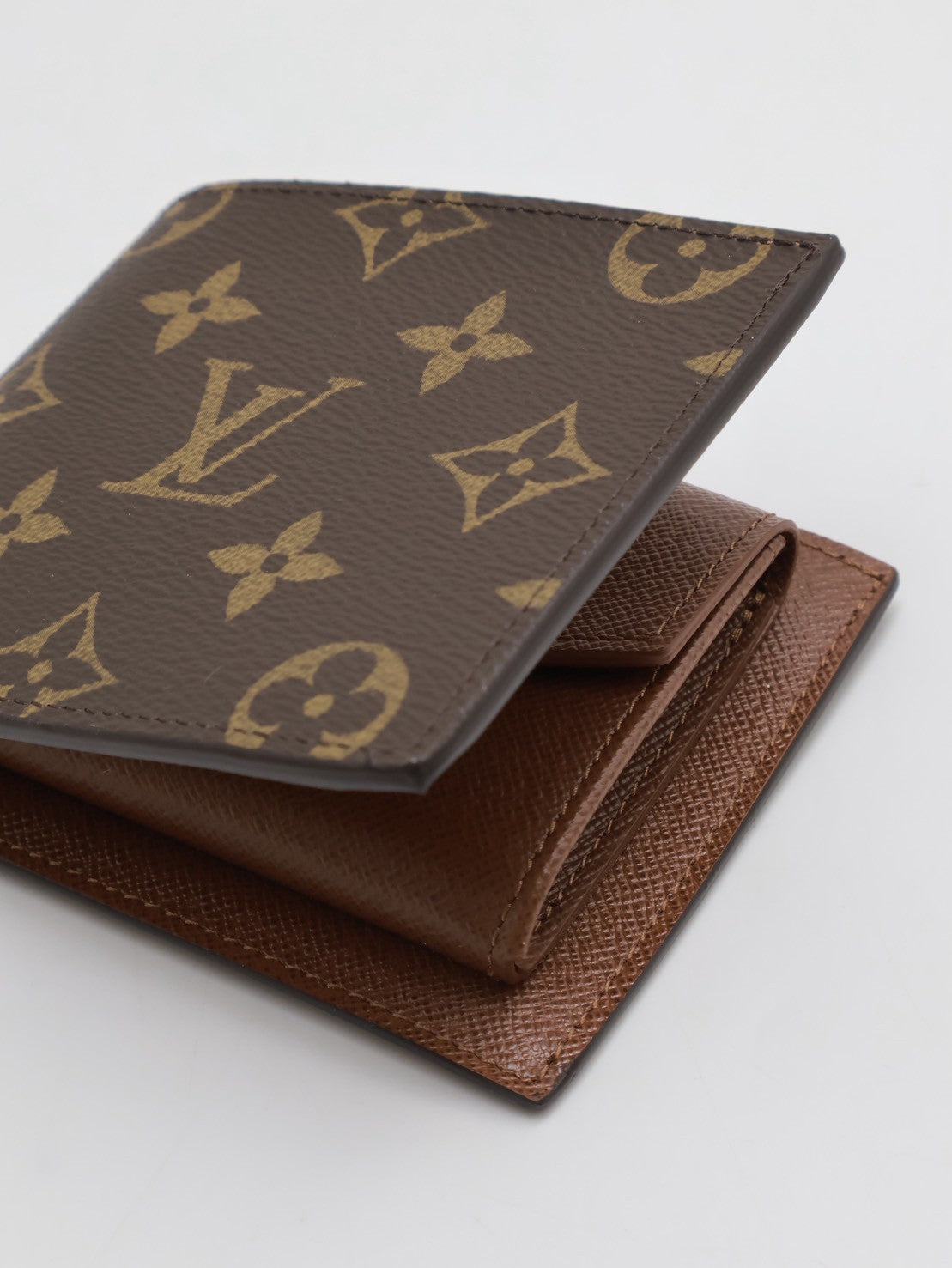 LOUIS VUITTON Marco雙折零錢袋皮夾