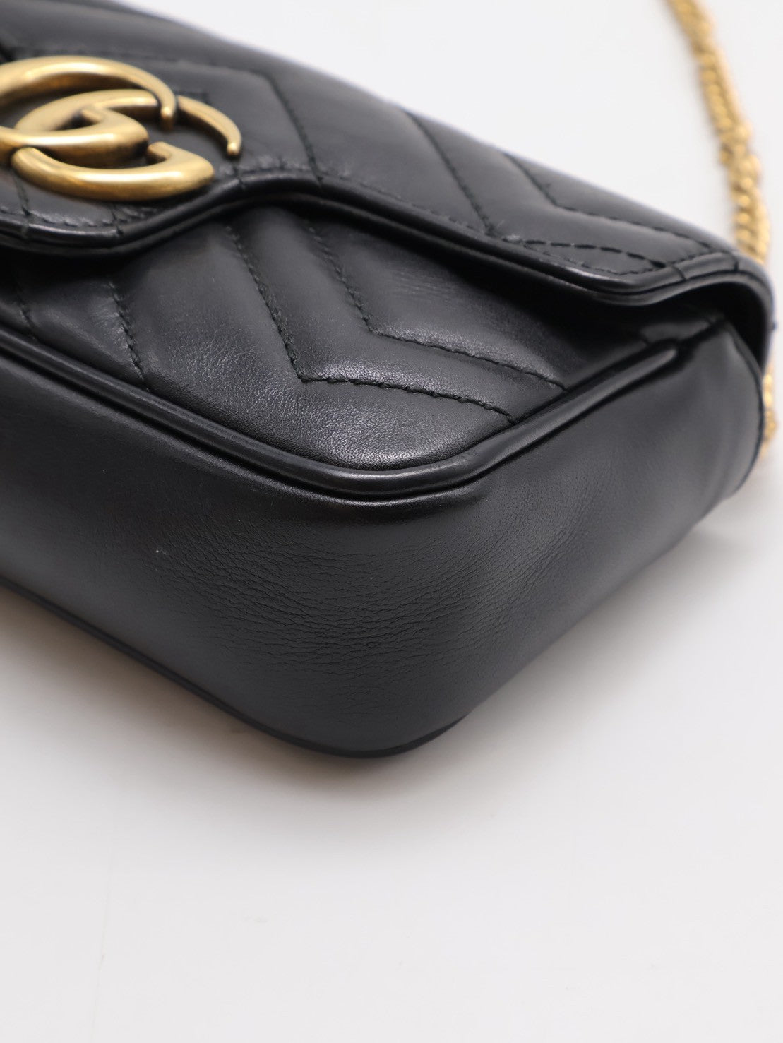 GUCCI Marmont Matelasse斜背包 - 16超迷你黑金