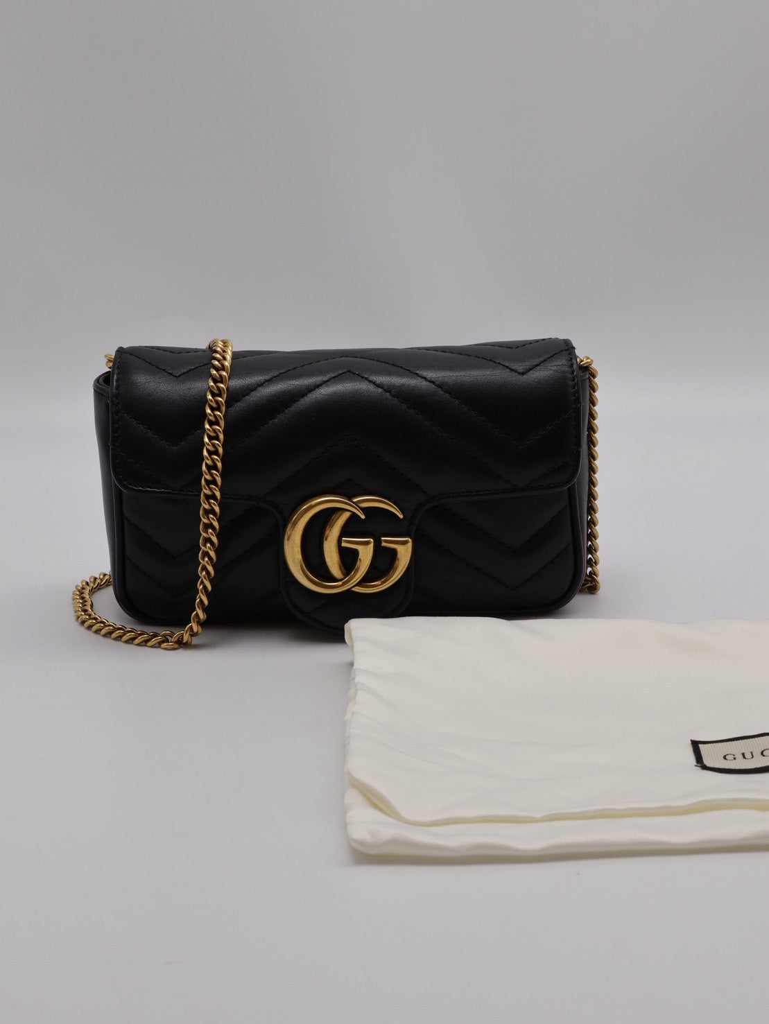 GUCCI Marmont Matelasse斜背包 - 16超迷你黑金