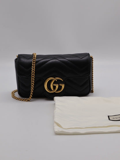 GUCCI Marmont Matelasse斜背包 - 16超迷你黑金