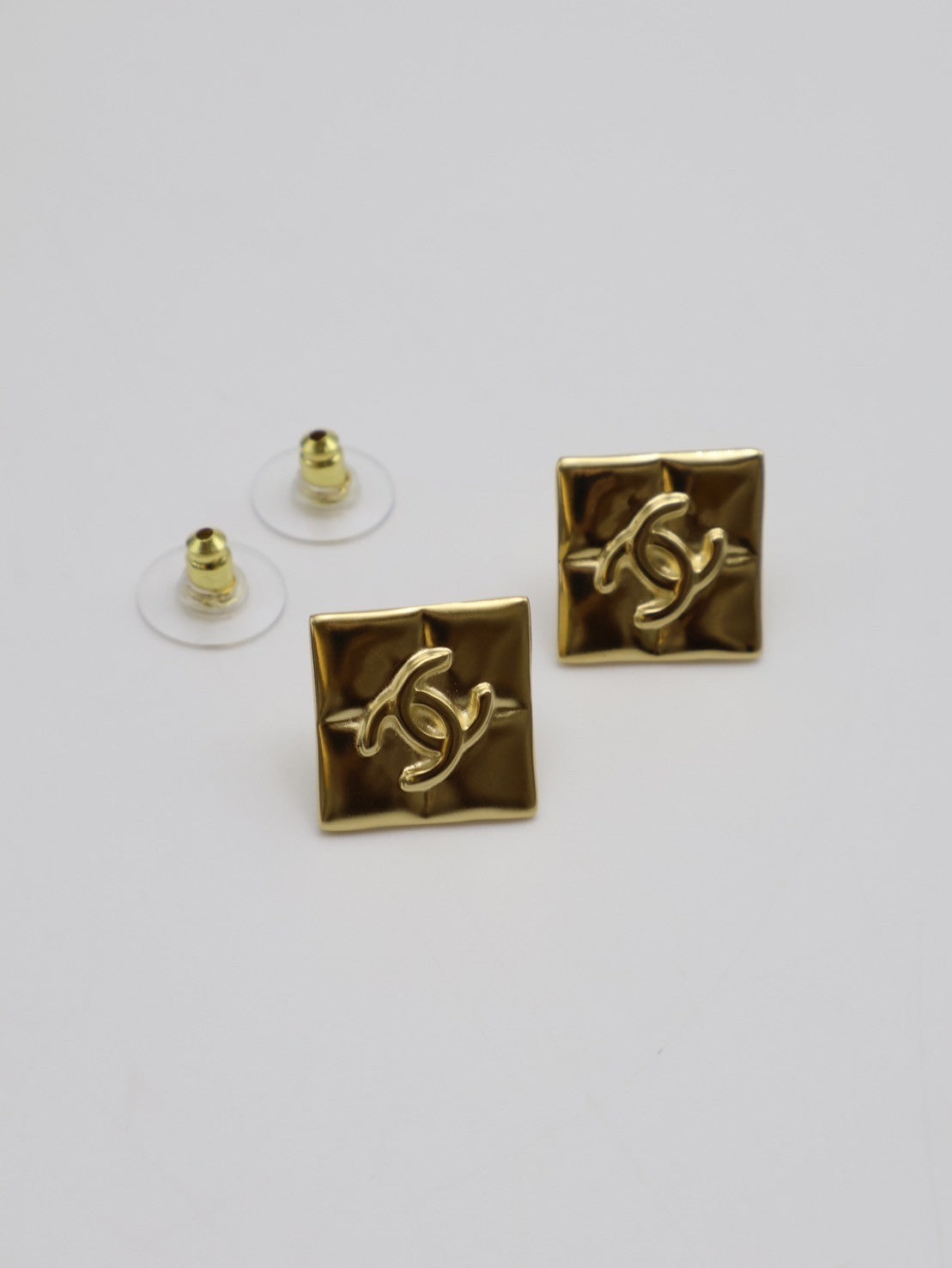CHANEL 24K菱形雙C耳環